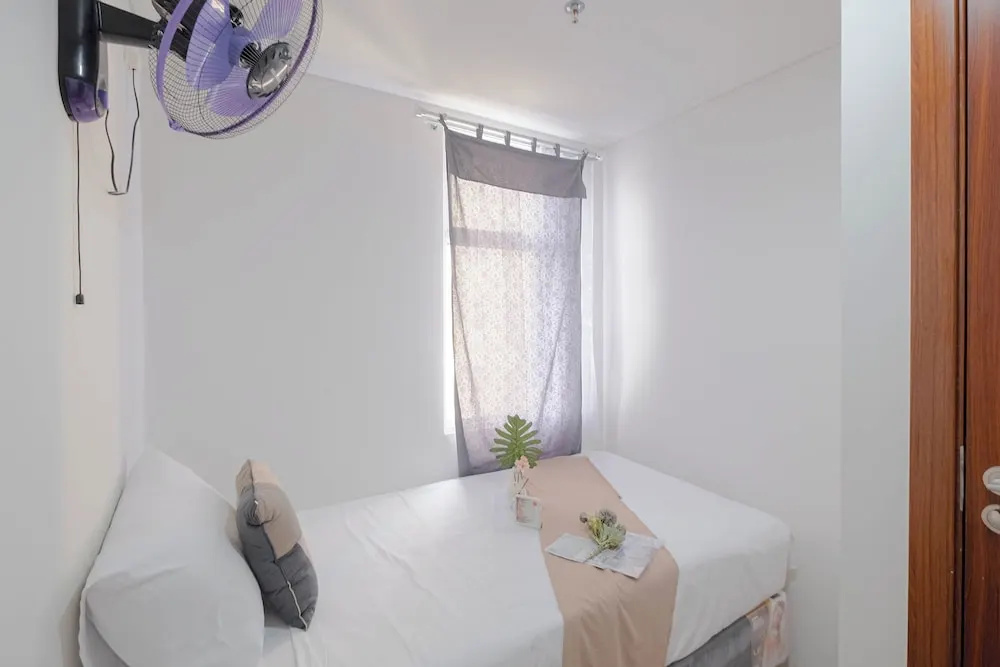Minimalist and Well Designed 2BR Apartment with Extra Room at Vittoria Residence