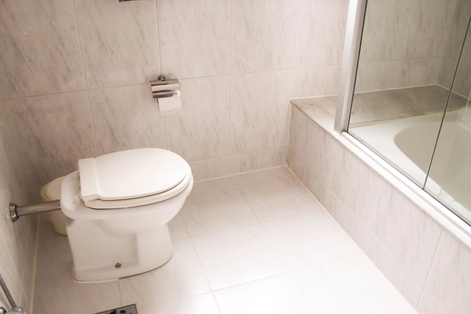 Photo - Johnscher by SJ - San Juan Curitiba