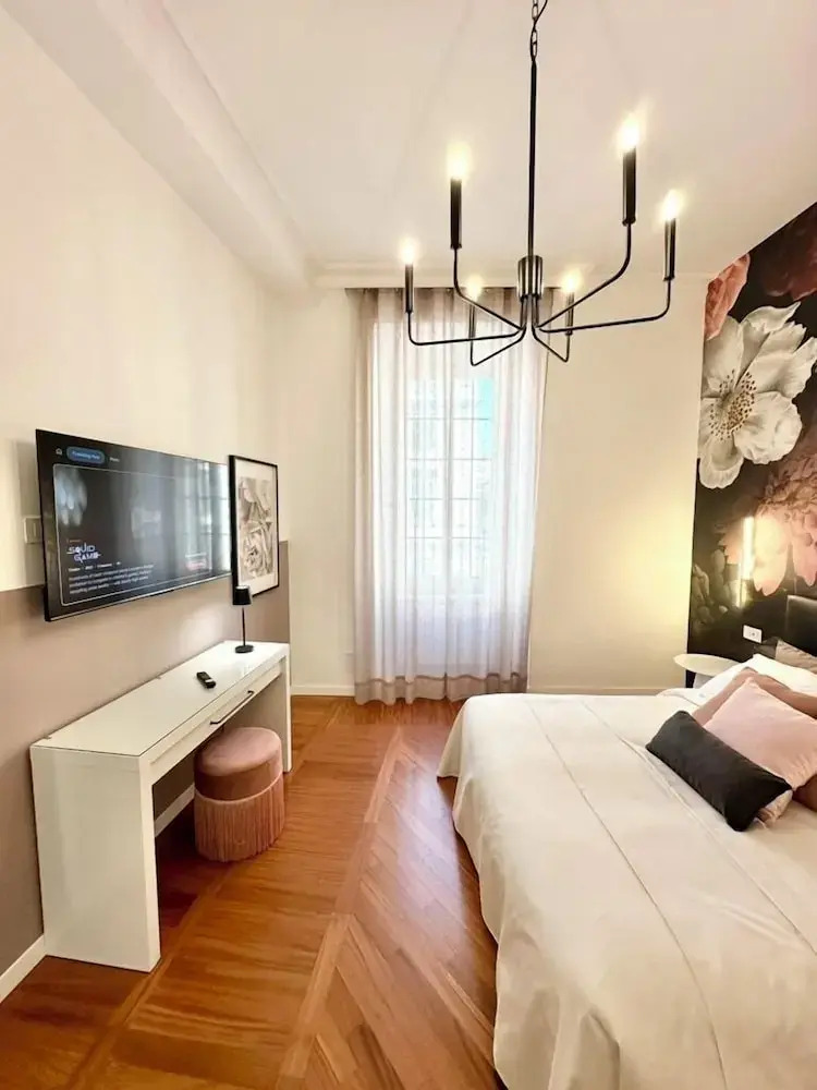 Photo - Vacanze Romane Suite 7 Languages