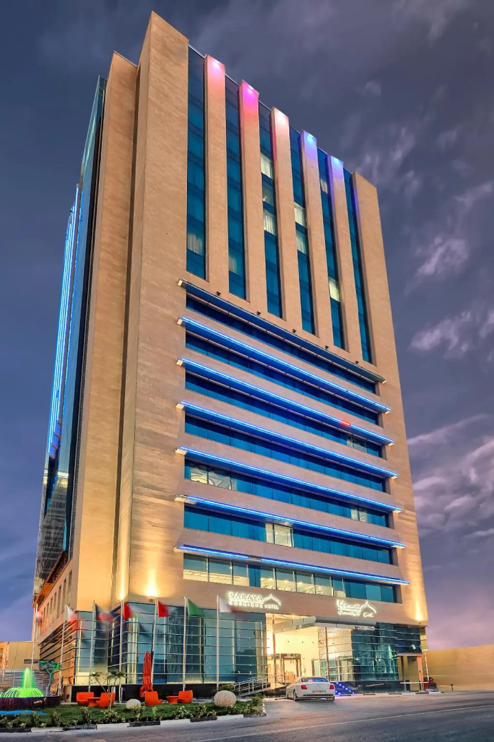 Photo - Saraya Corniche Hotel