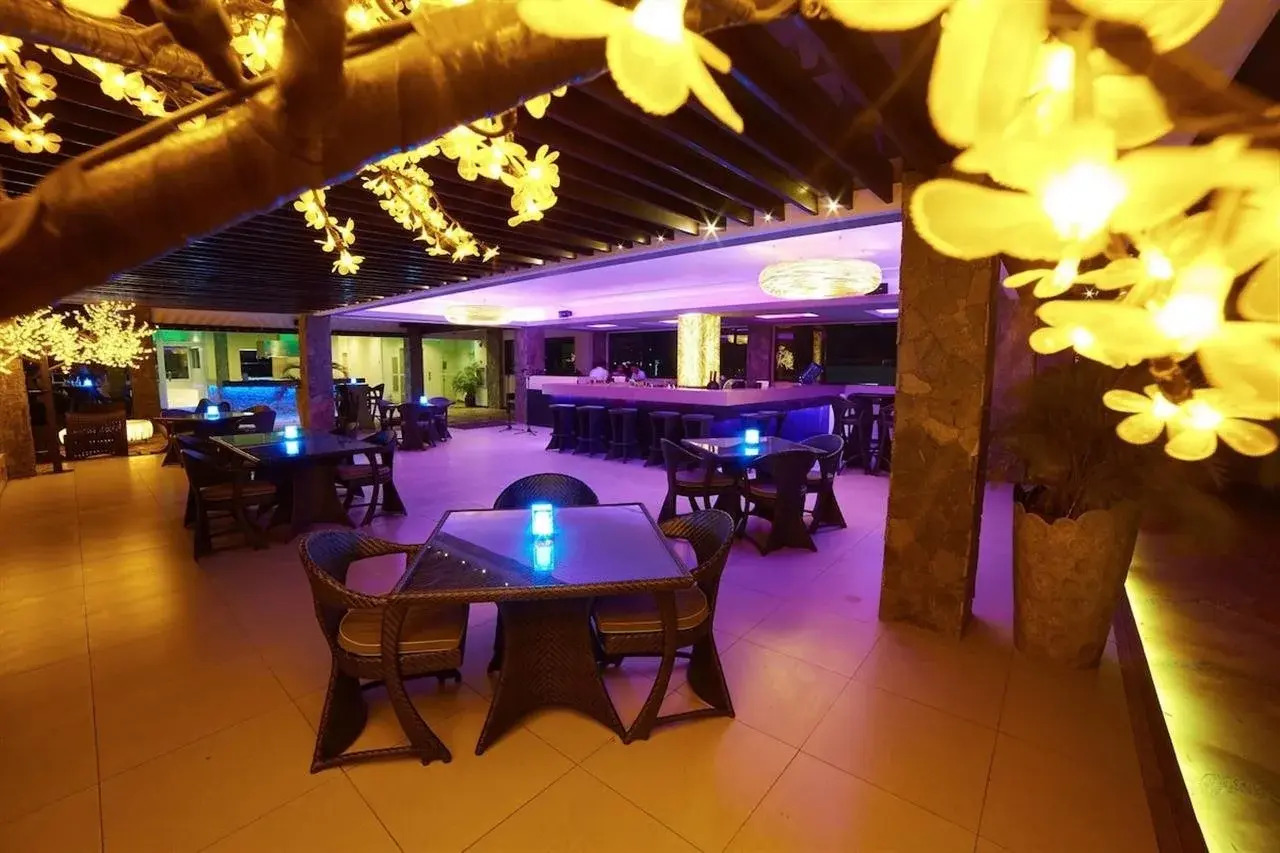 Photo - Cebu White Sands Resort and Spa