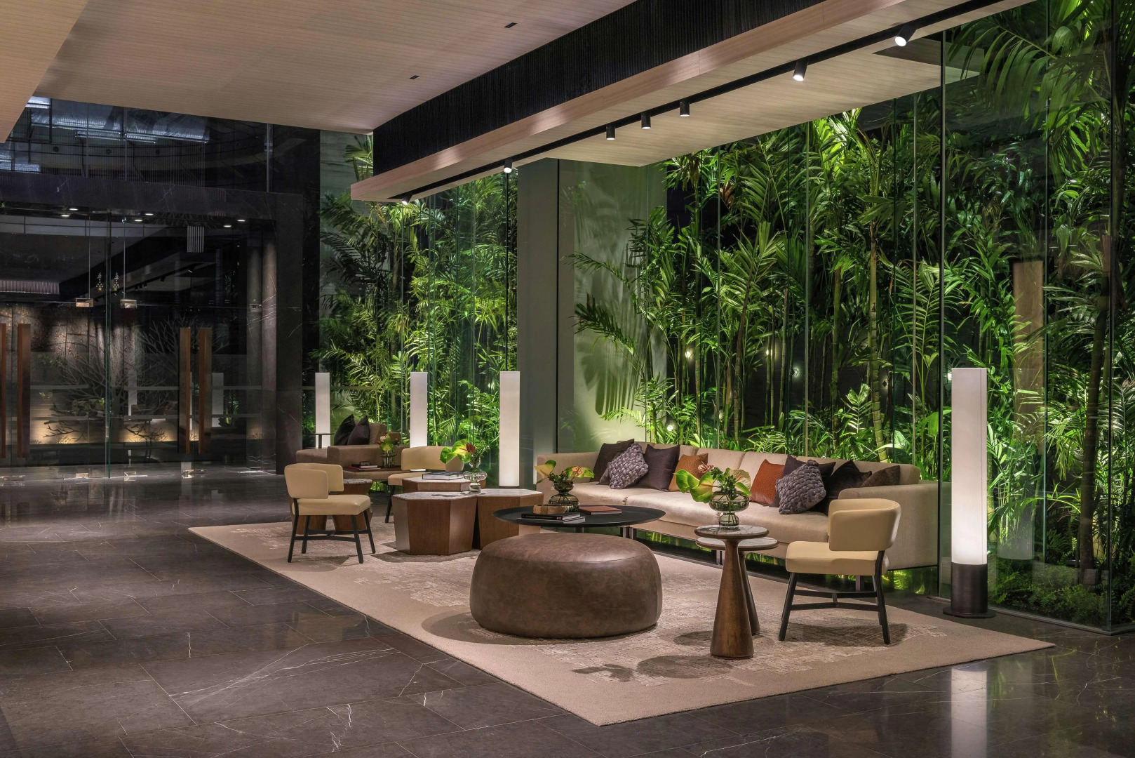 Foto - DoubleTree by Hilton Bangkok Ploenchit