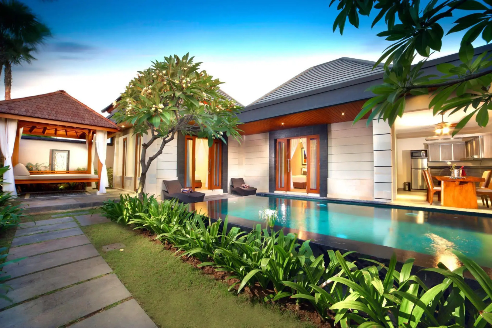 Foto - The Banyumas Suite Villa Legian