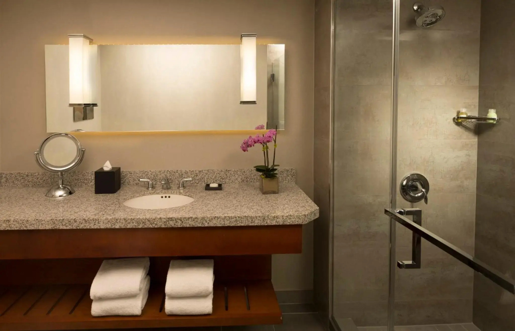 Photo - Loews Hollywood Hotel