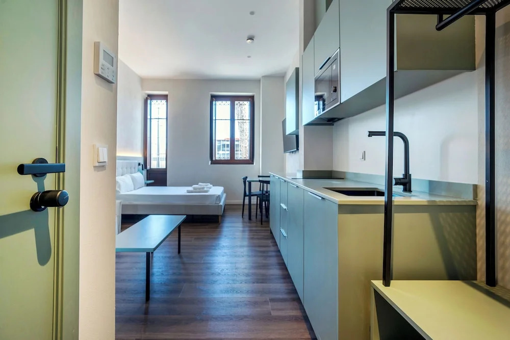 Foto - VLC HOST - Reina 168