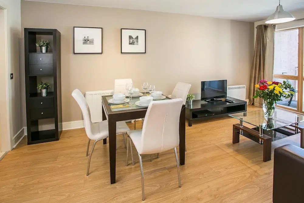 Photo - Sonder by Marriott Bonvoy Britain Quay Apartments Grand Canal Square