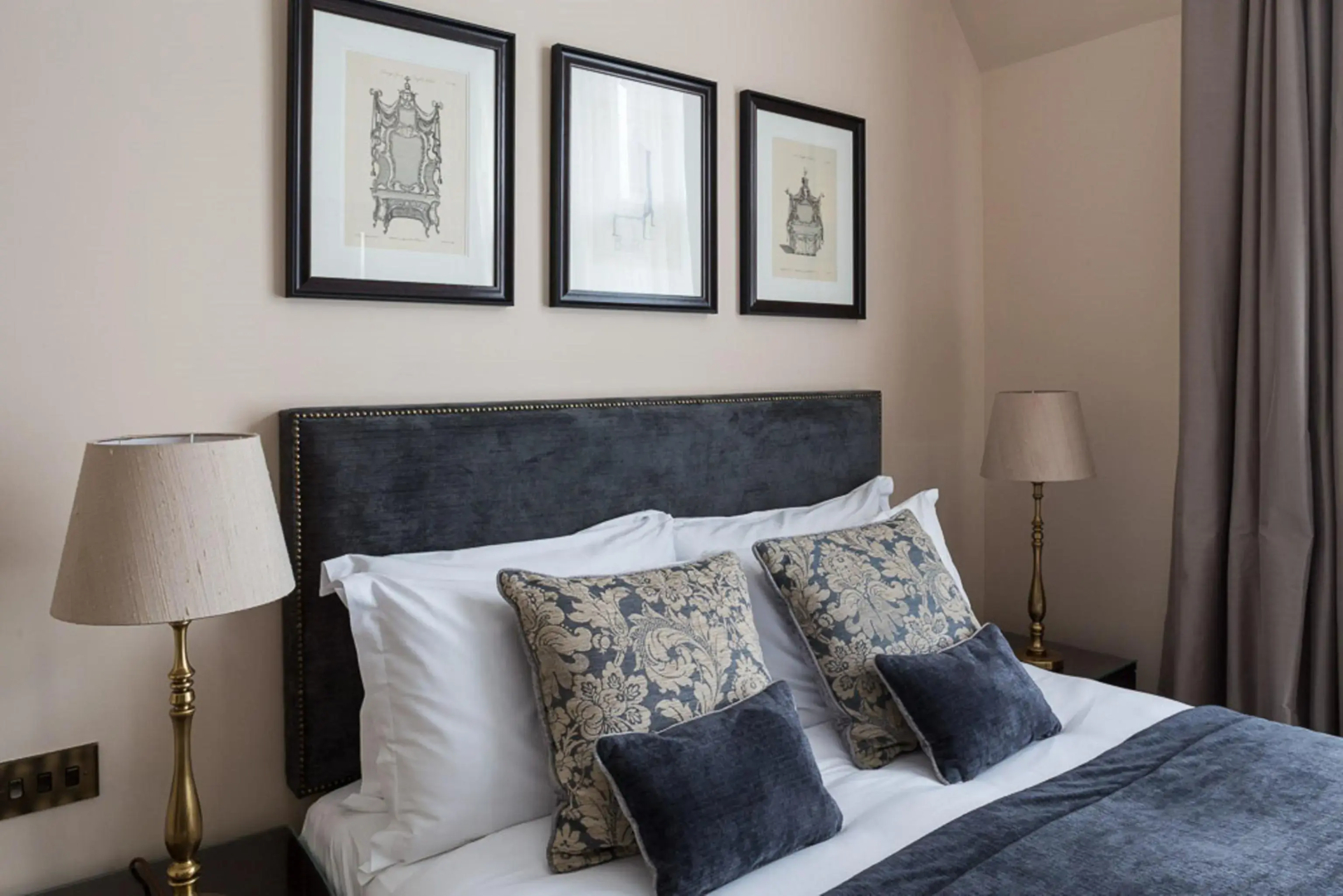 Photo - St Paul's Hotel