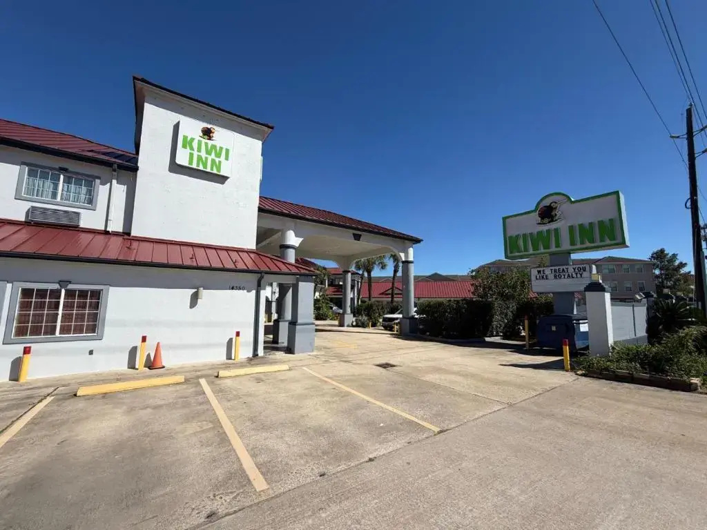 Foto - Kiwi Inn Capital O Houston - Hwy 249