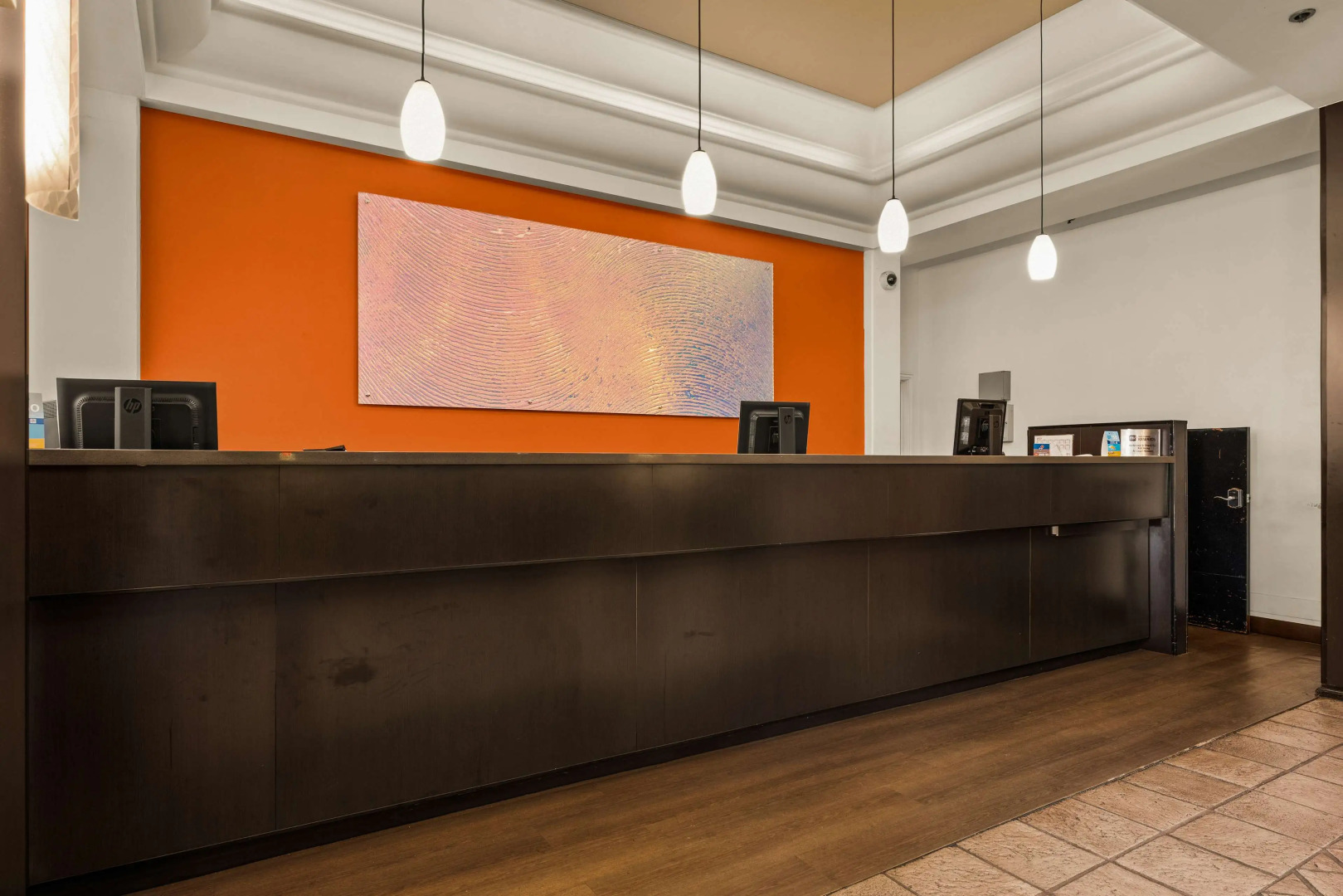 Photo - Best Western The Plaza Hotel Honolulu Airport - Free Breakfast