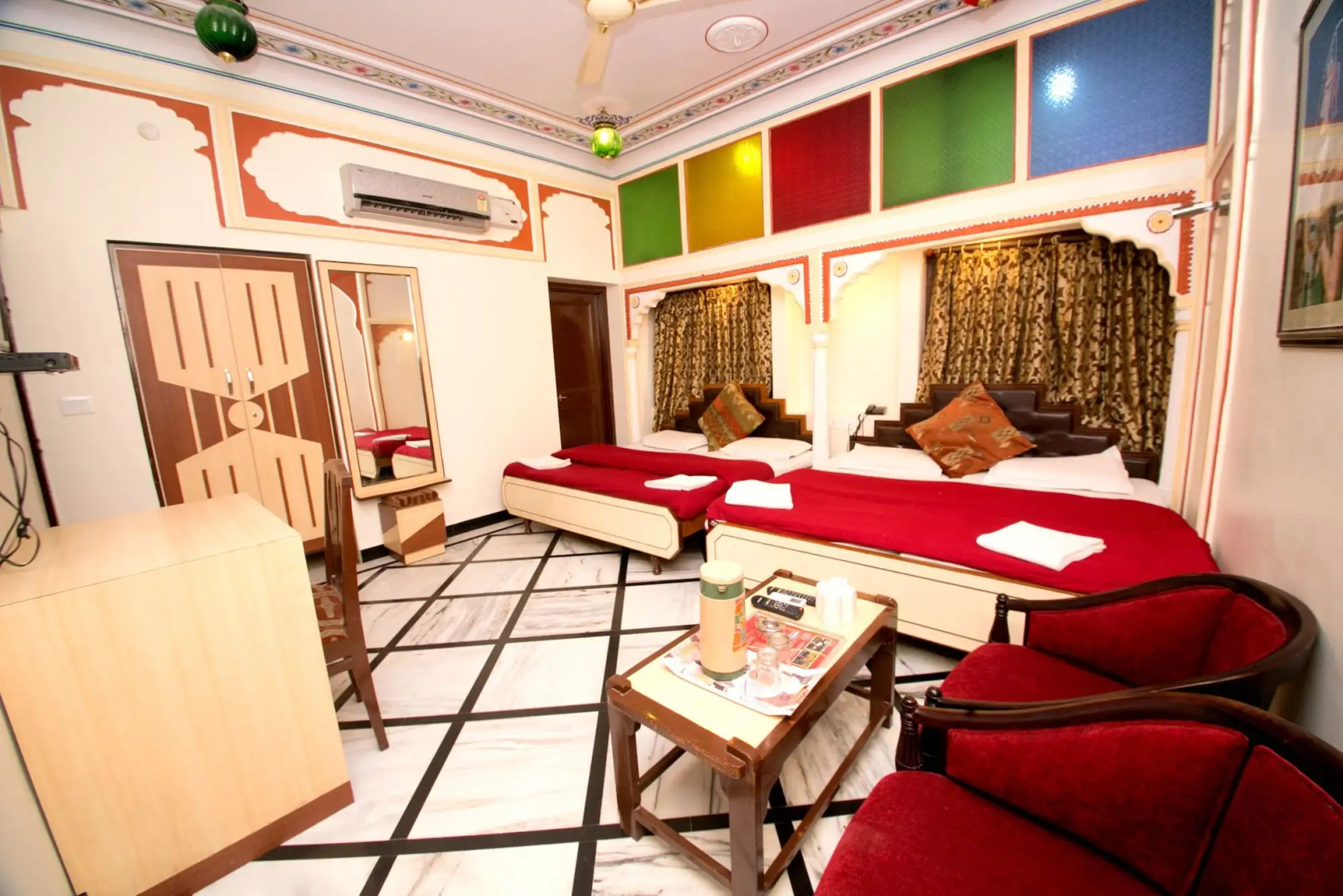 Foto - Hotel Kalyan