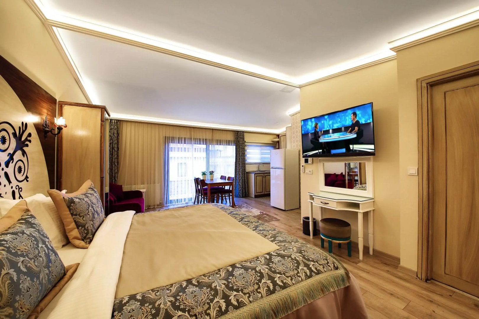 Photo - Katelya Hotel