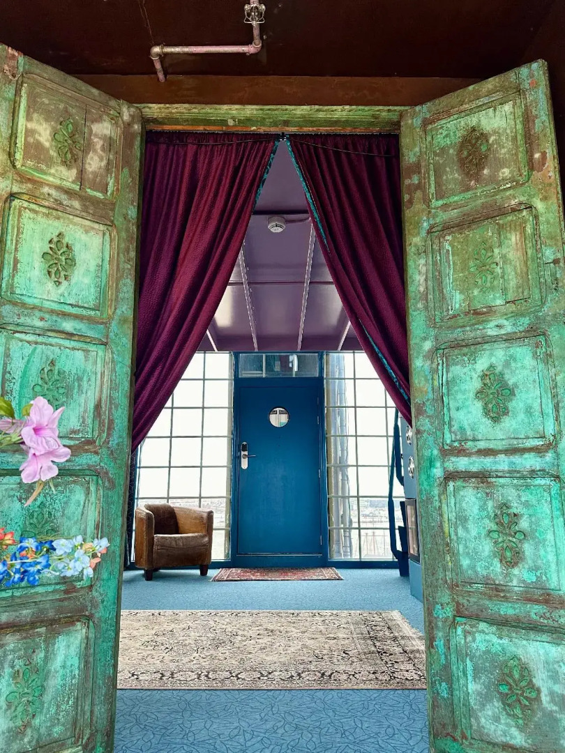 Photo - Faralda Crane Hotel