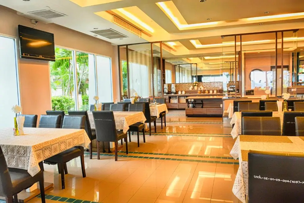 Foto - Seapine Beach Golf and Resort Hua Hin