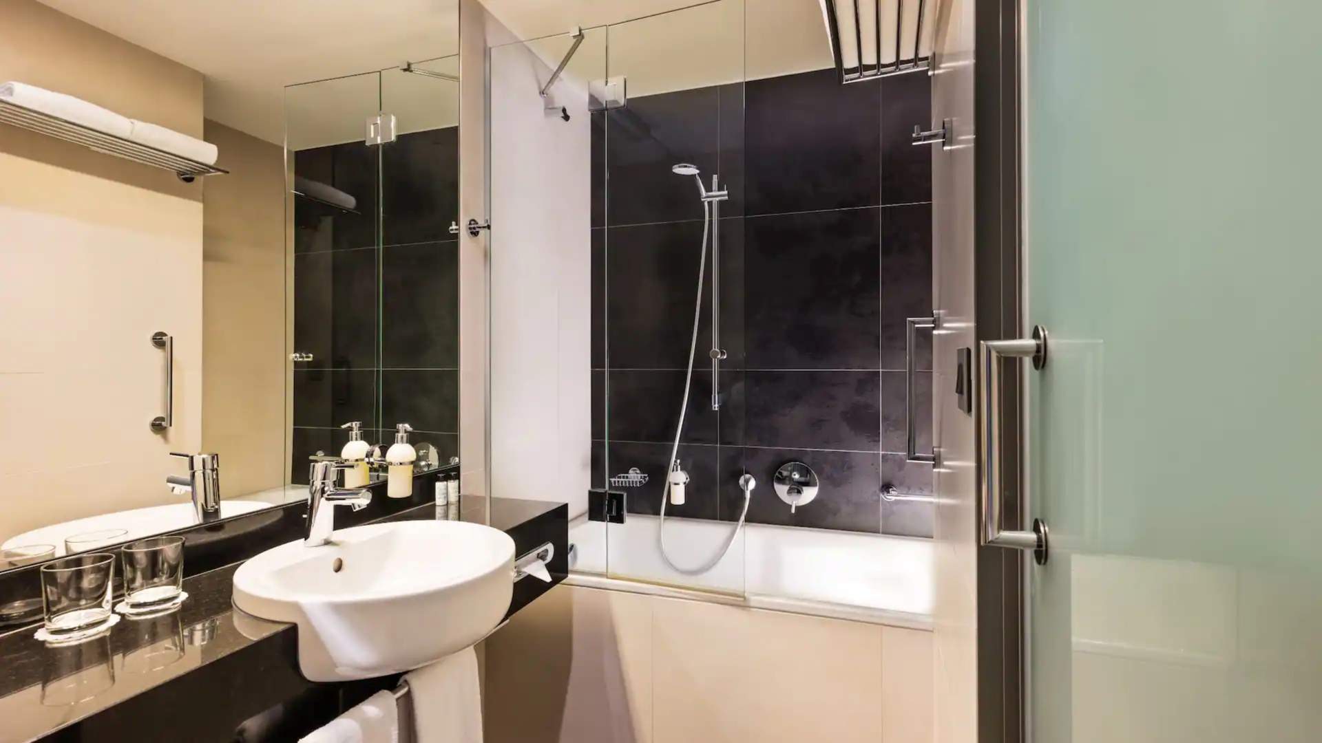 Photo - Lindner Hotel Bratislava, part of JdV by Hyatt