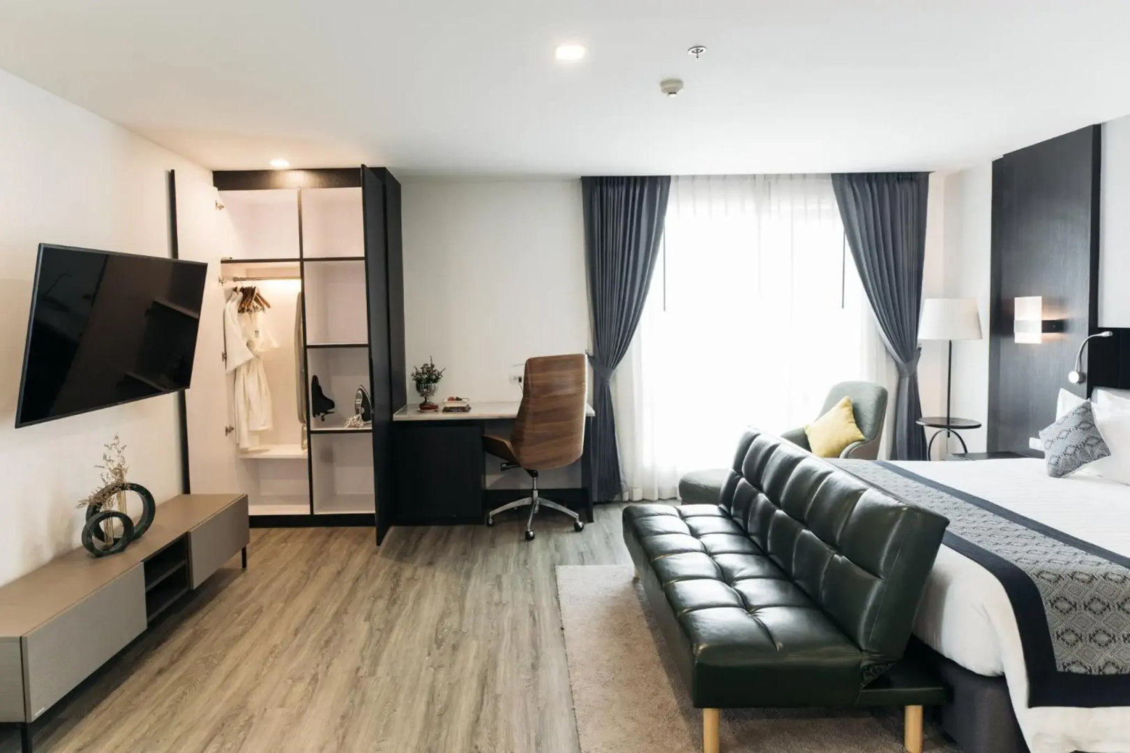 Photo - SureStay Hotel by Best Western Vientiane