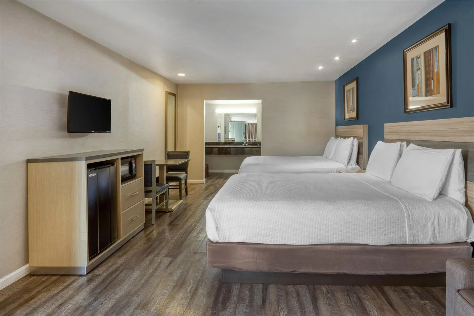 Photo - SureStay Hotel by Best Western San Rafael