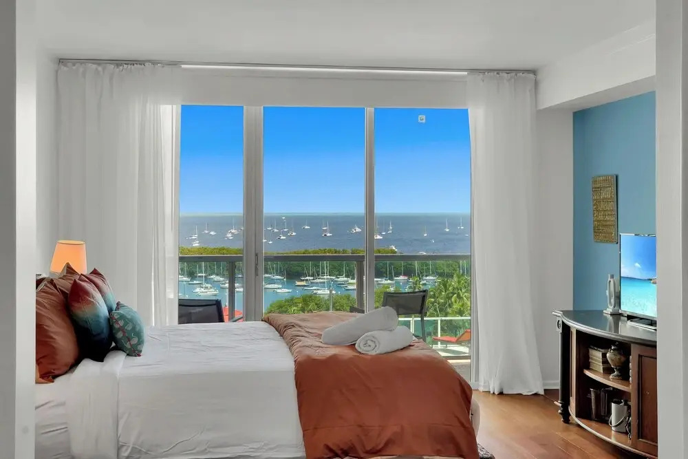 Photo - Tropical Paradise Spacious 3 bedroom