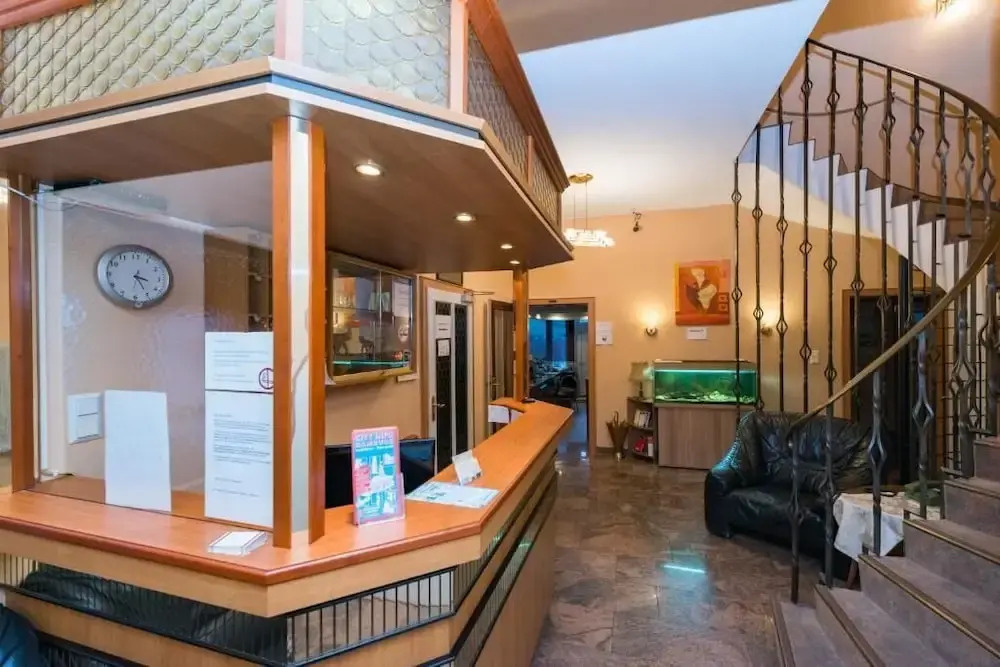 Foto - Hotel Hanseat Hamburg - Free Parking