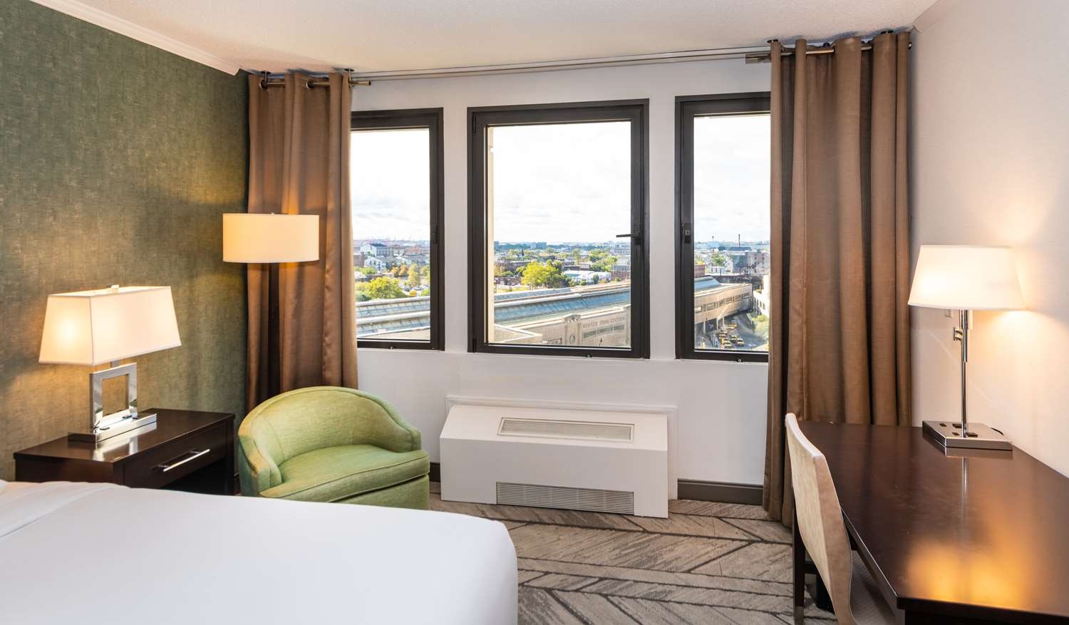 Photo - DoubleTree by Hilton Newark Penn Station