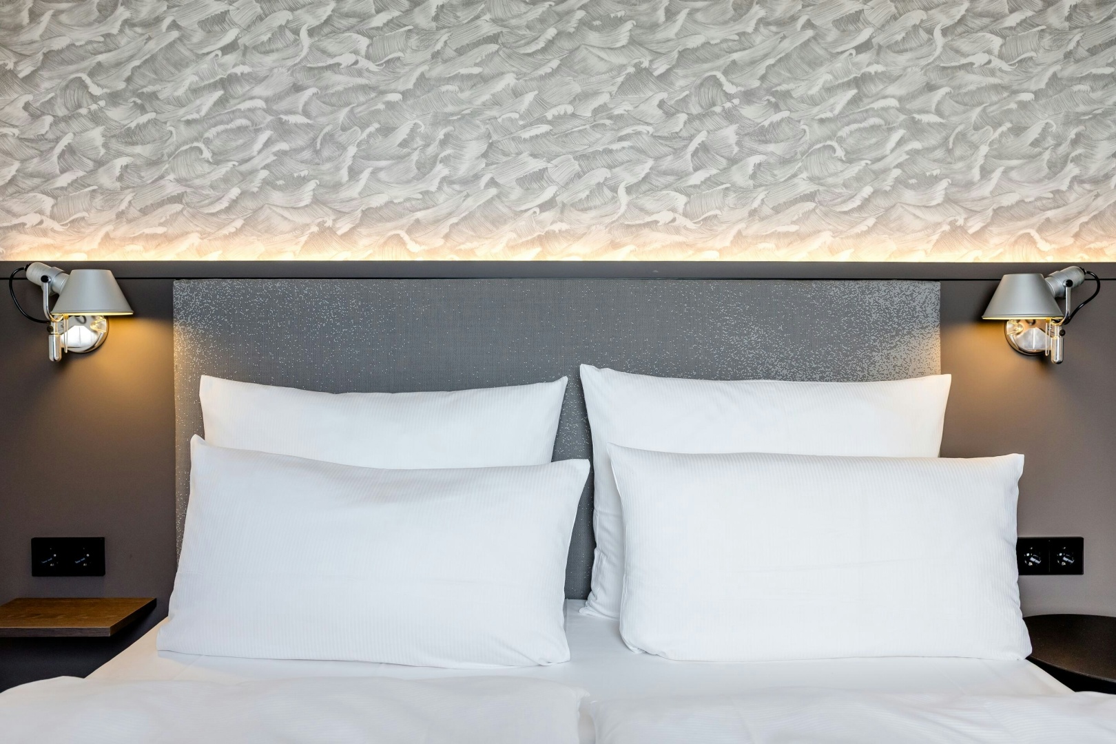 Photo - Motel One Hamburg-Alster