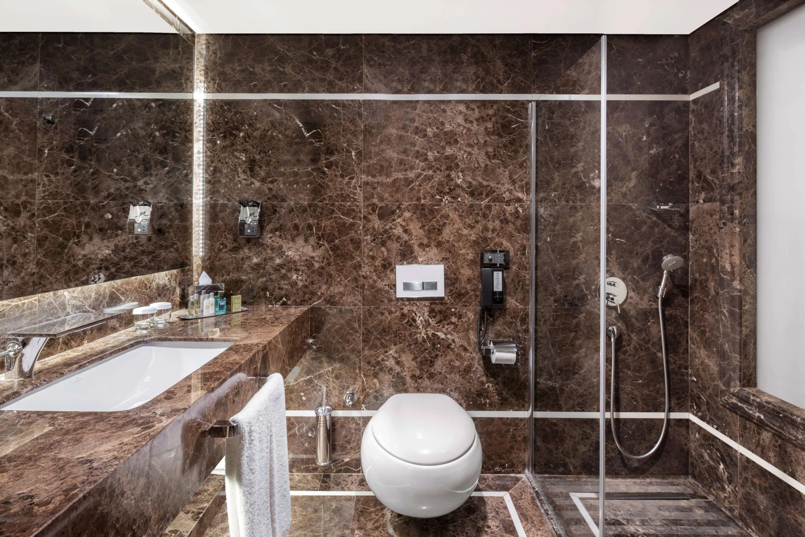Photo - DoubleTree by Hilton Istanbul Gayrettepe