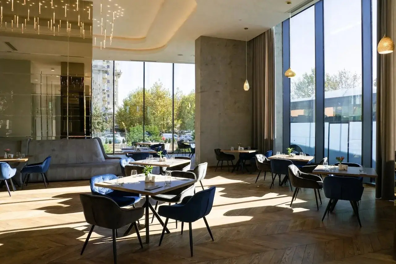 Photo - Union Plaza Hotel