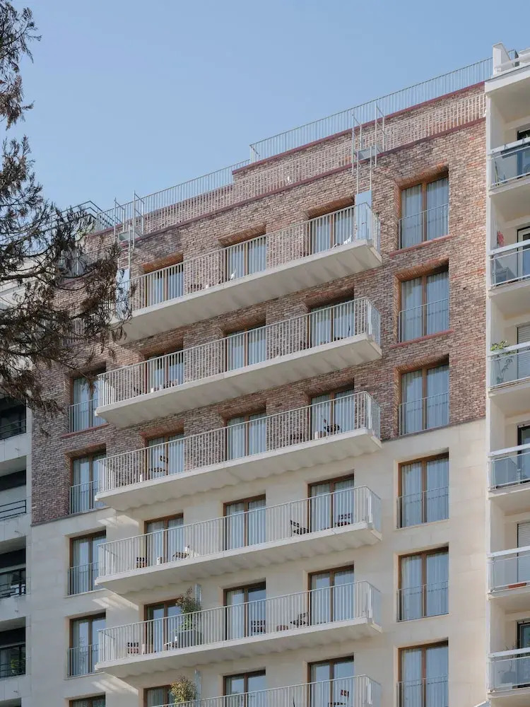 Foto - Edgar Suites - Église