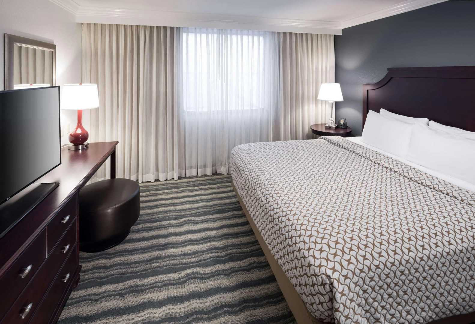 Photo - Embassy Suites by Hilton Tampa Brandon