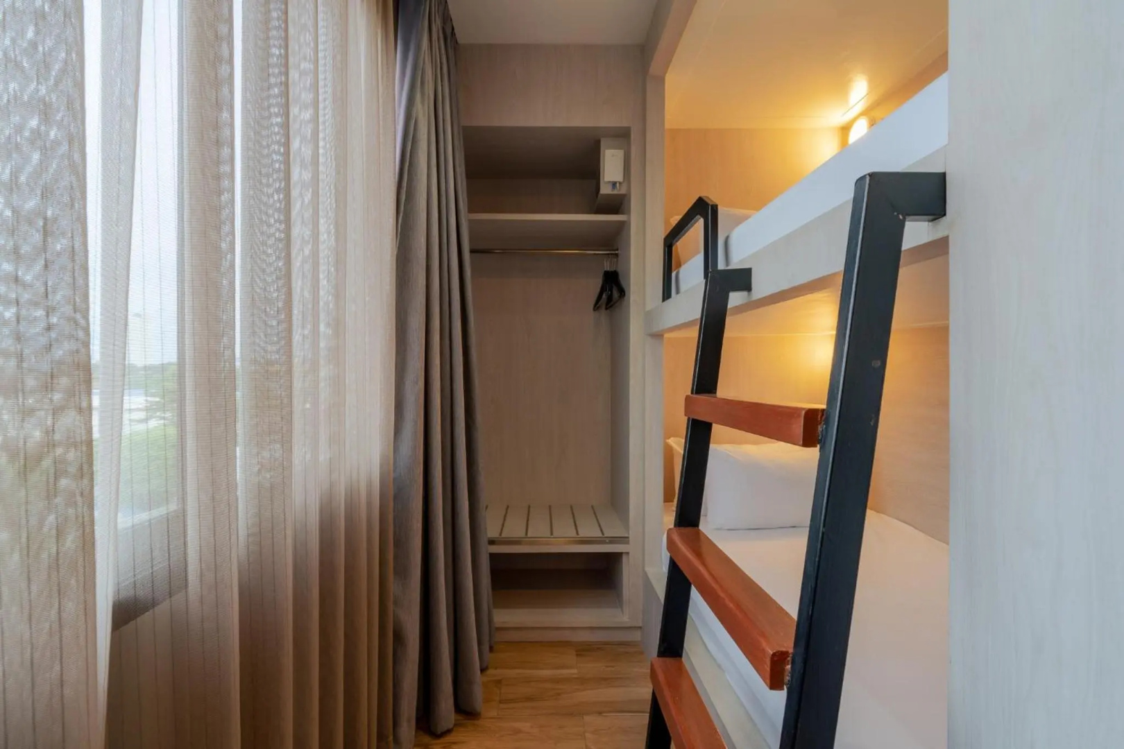 Photo - Moose Hotel Chiangmai