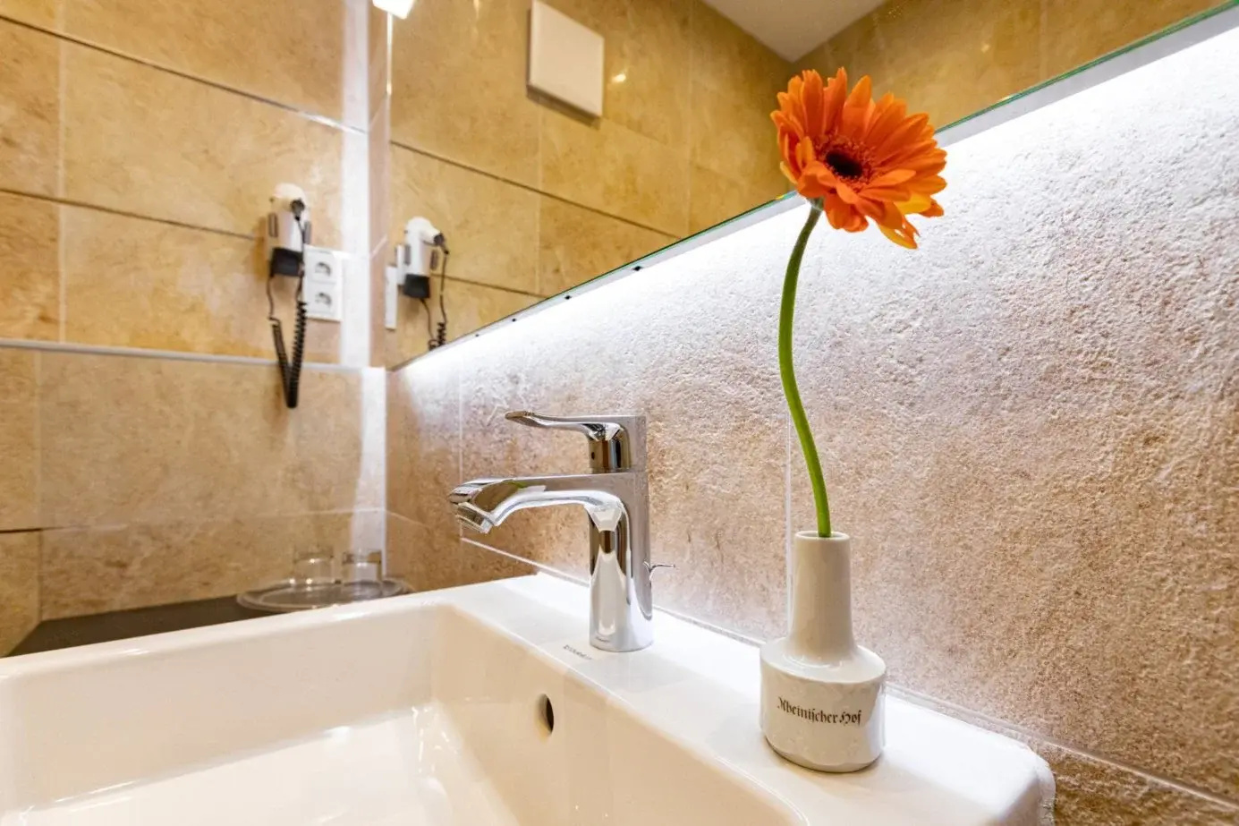 Photo - Hotel Rheinischer Hof