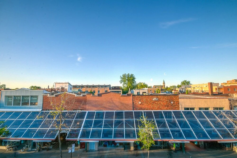 Foto - LiV MTL Plaza