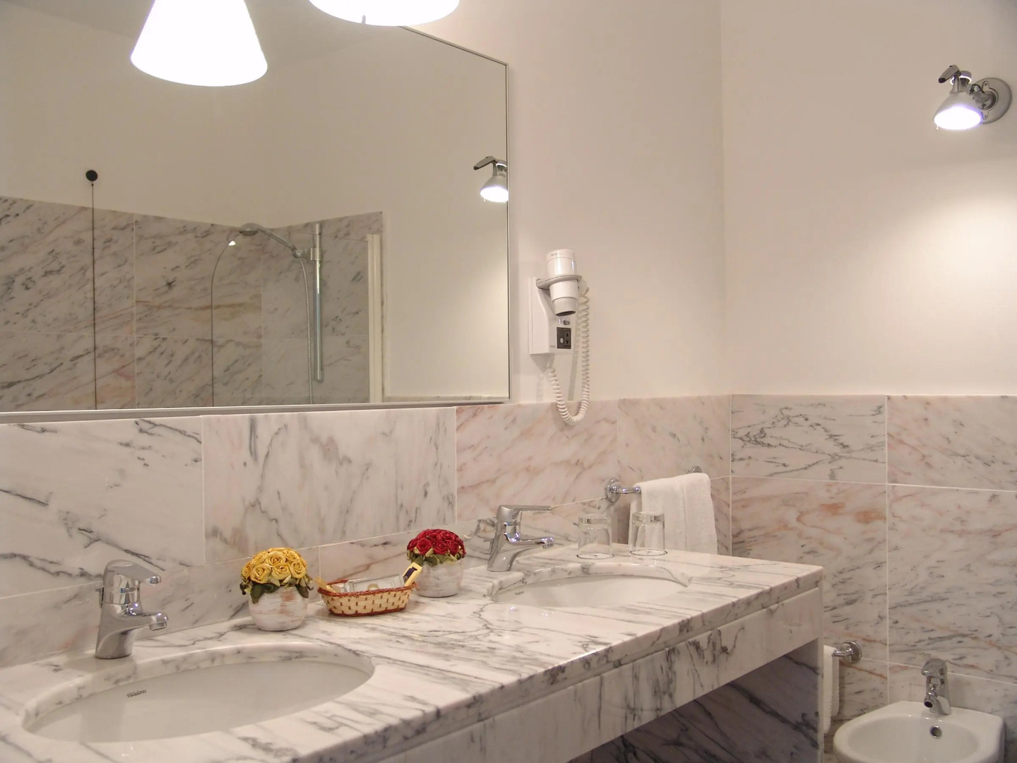 Photo - Occidental Faro