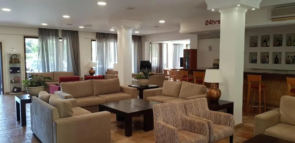 Foto - Helios Bay Hotel and Suites