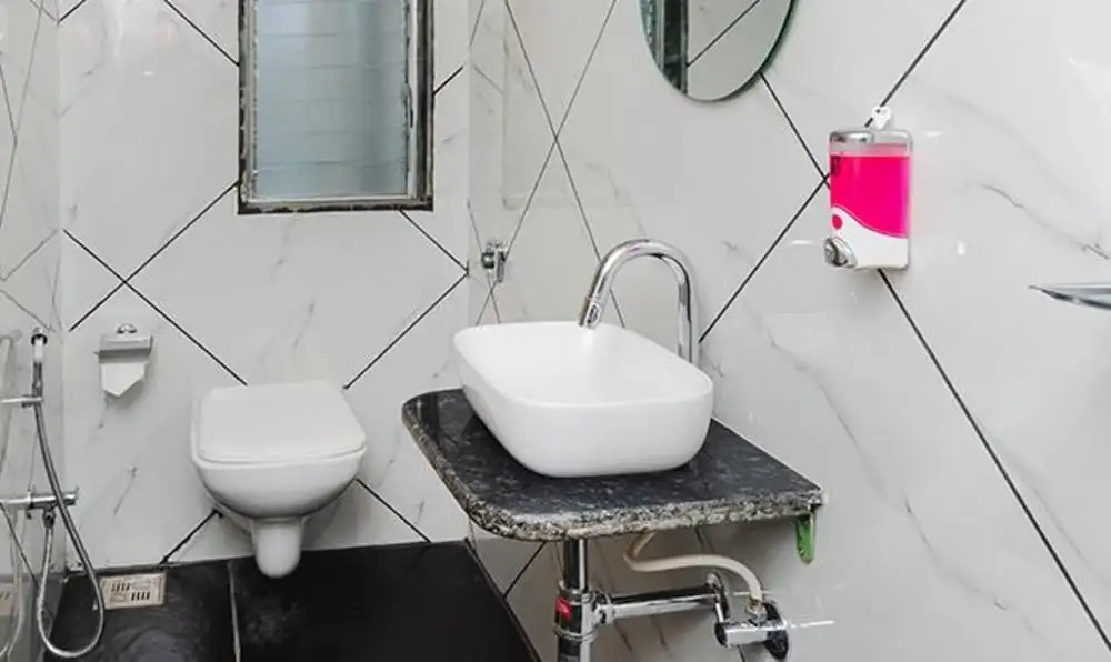 Photo - FabHotel Airport Palace - Nr Mumbai International Airport