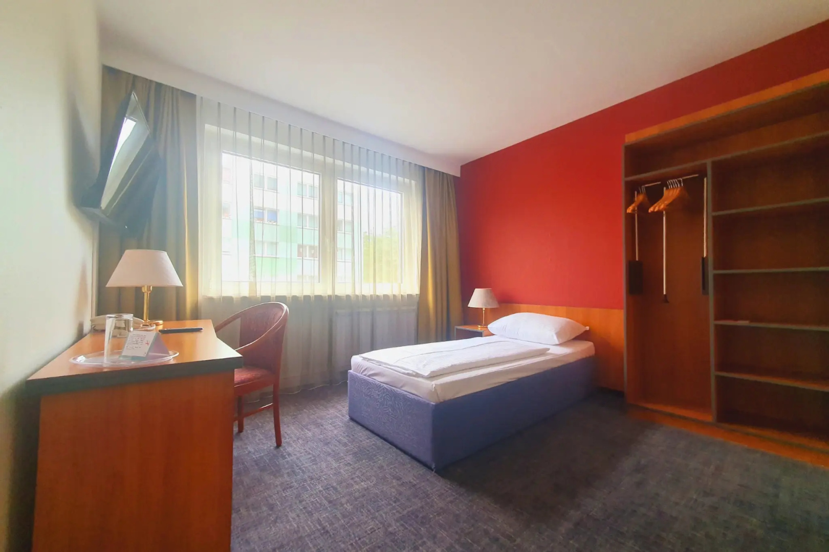 Photo - Good Morning + Berlin City East