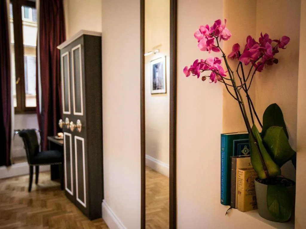 Photo - Minerva Relais