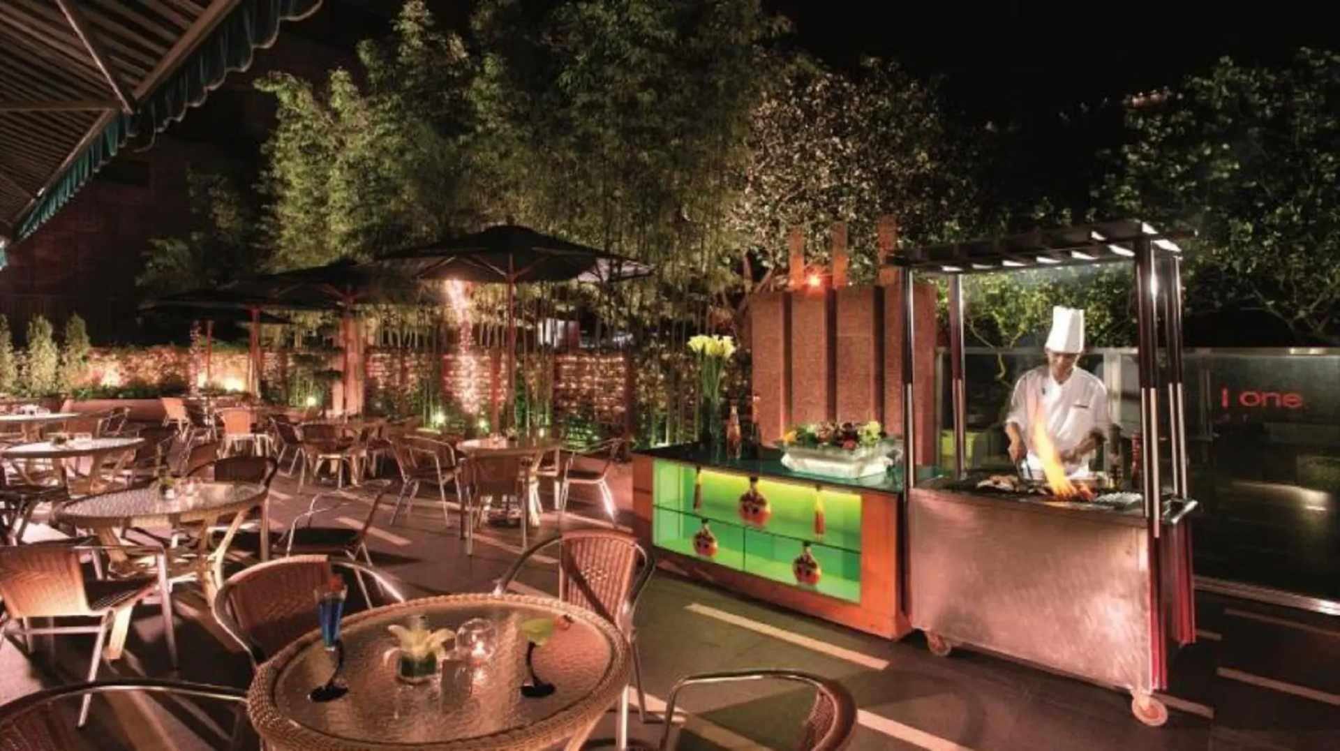 Photo - Royal Park Hotel