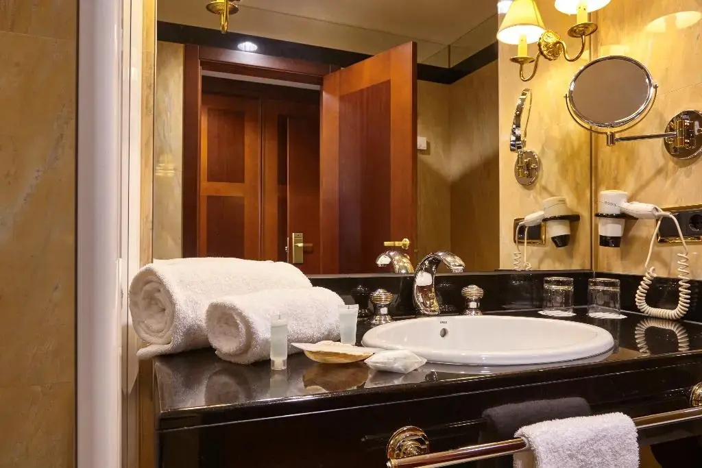 Photo - Eurostars Gran Hotel Santiago