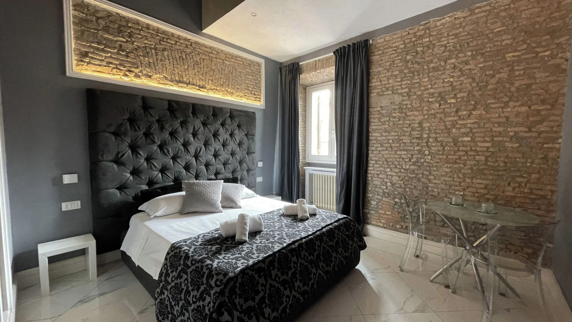 Photo - Rhome Luxury suite