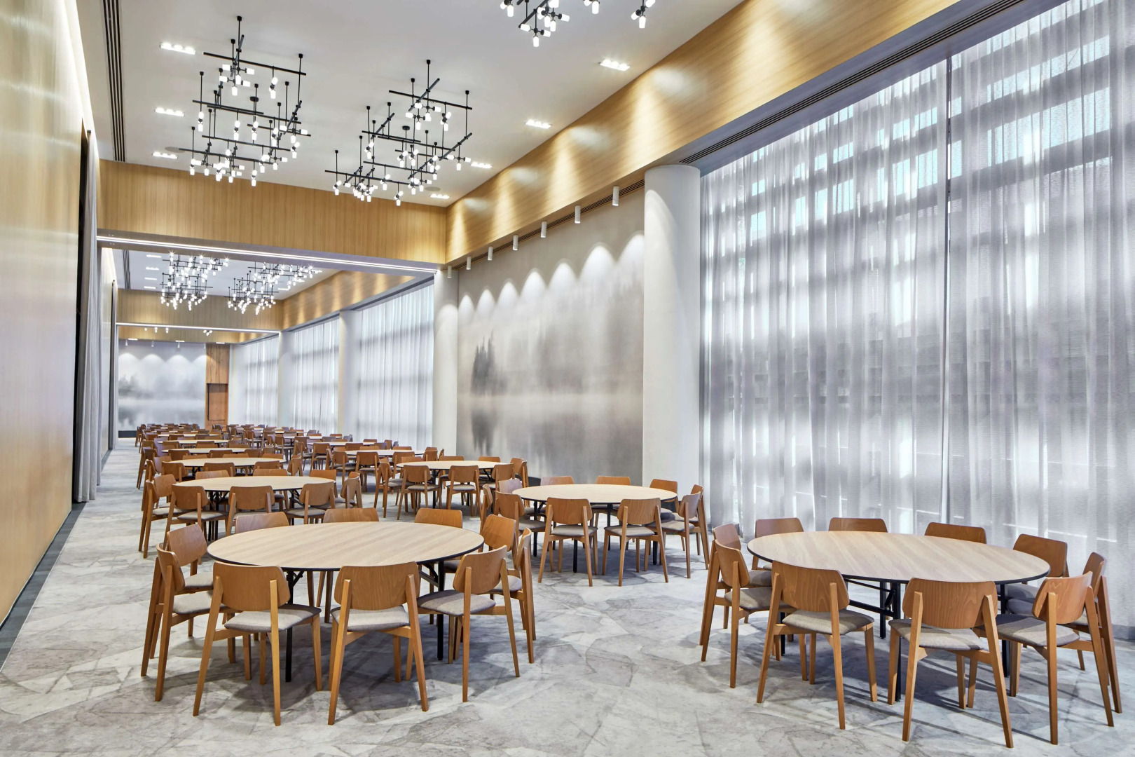 Photo - Embassy Suites by Hilton Nashville Downtown