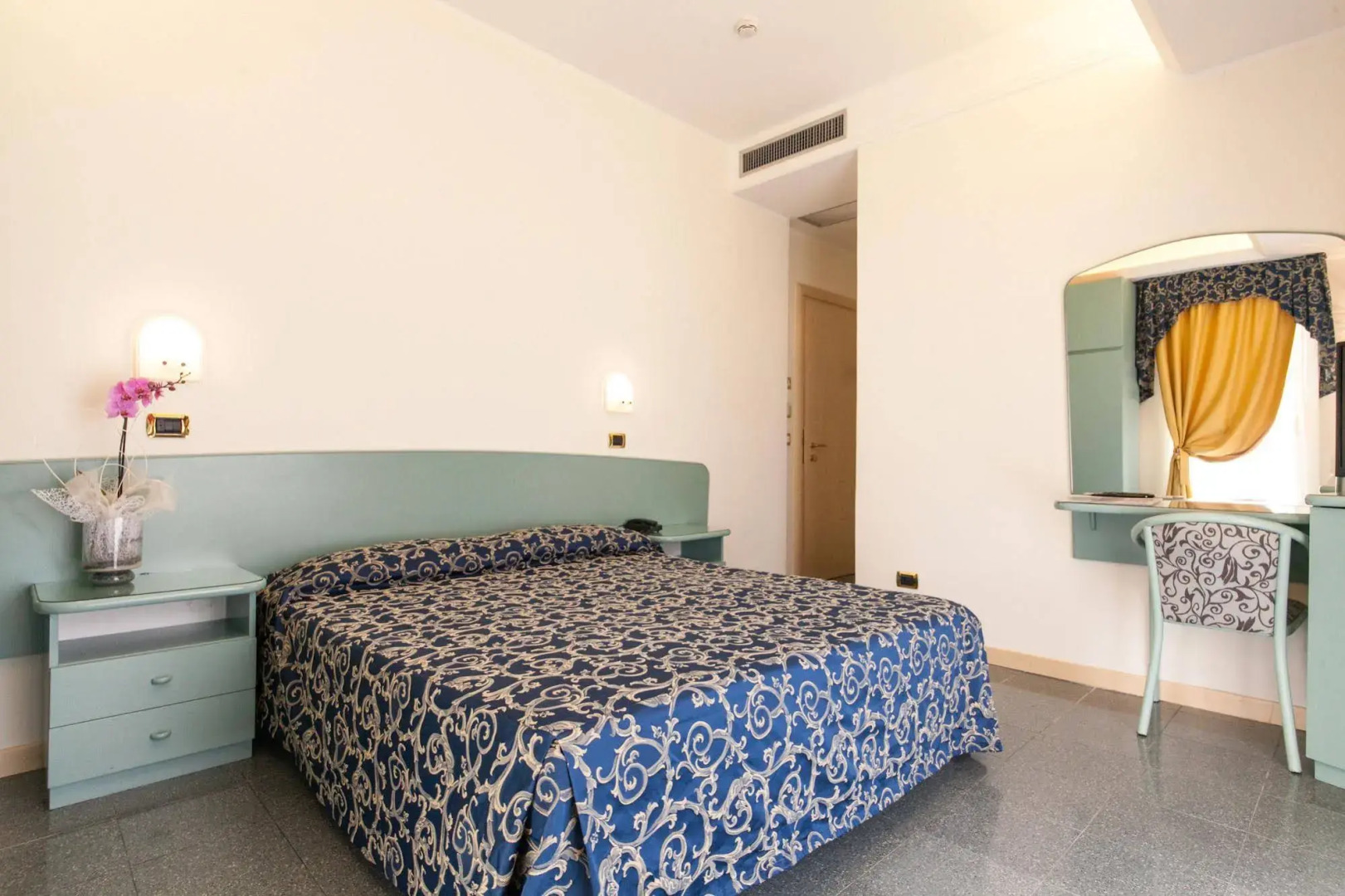 Foto - Hotel Ambassador