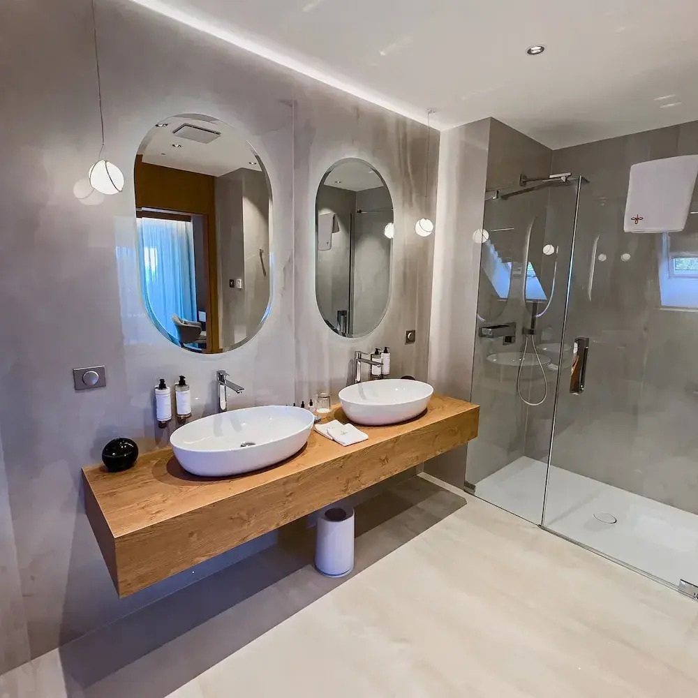 Photo - Normafa Hotel & Retreat