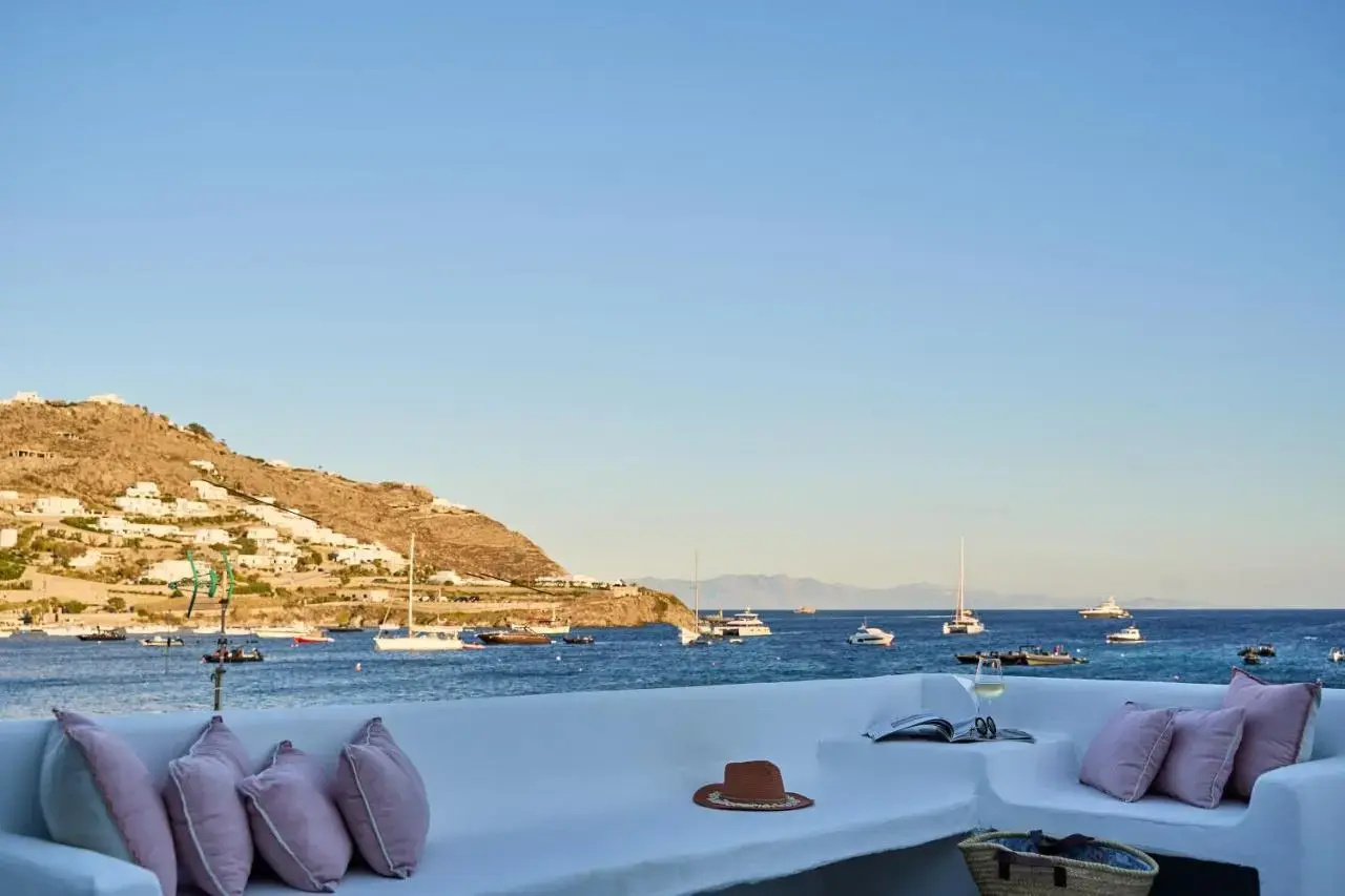Photo - Adorno Beach Hotel & Suites