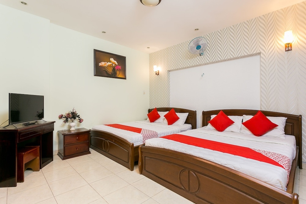 Hoang Yen Nhi Hotel - by Bay Luxury