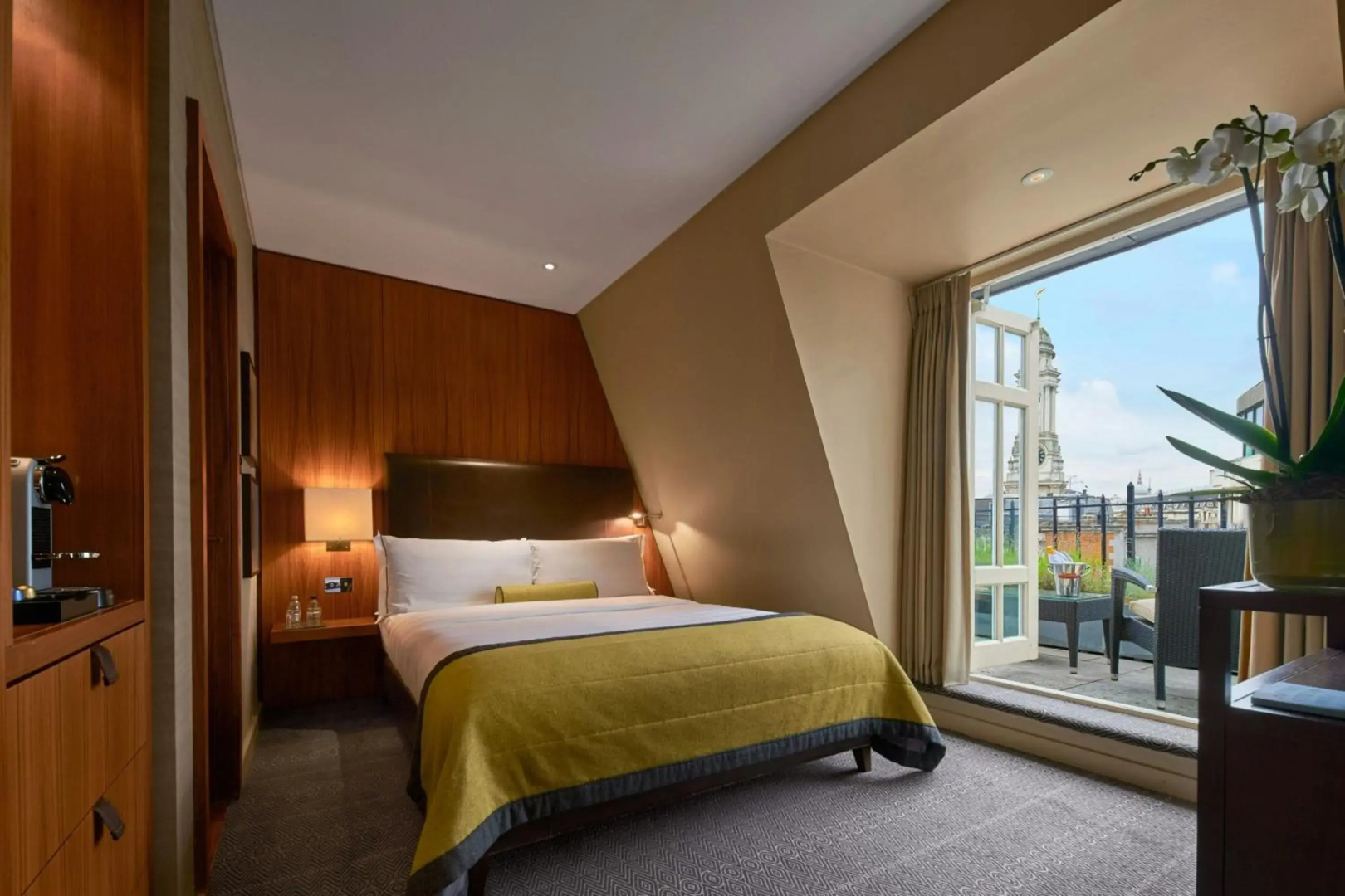 Foto - Threadneedles, Autograph Collection