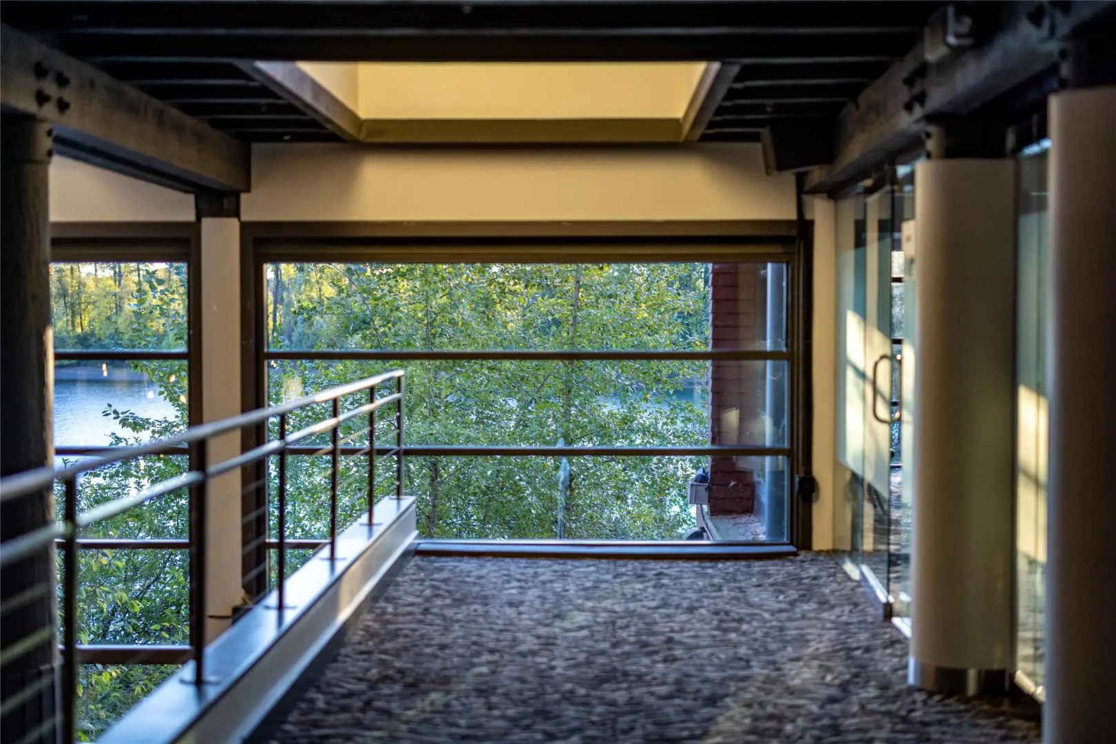 Foto - River's Edge Hotel Portland, Tapestry Collection by Hilton