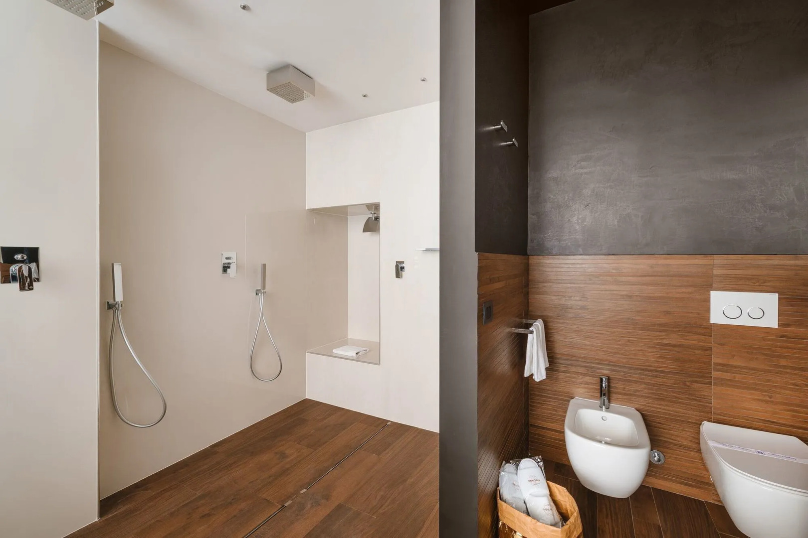 Foto - DC Collection Spagna