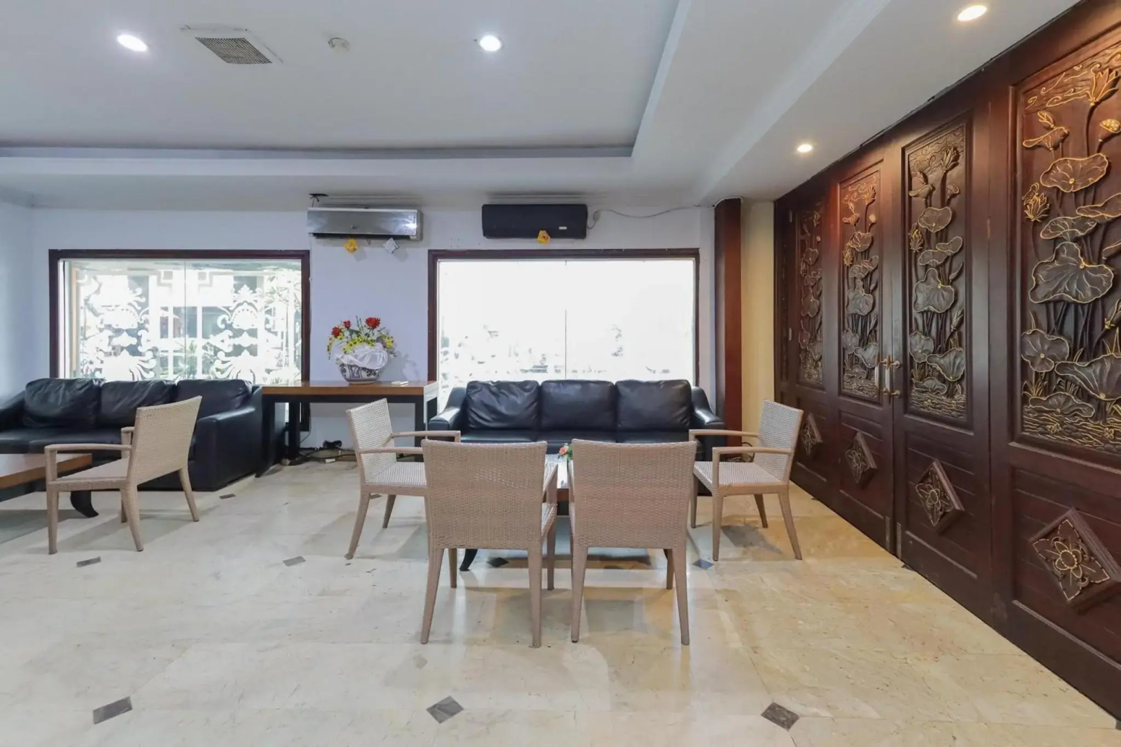 Foto - Urbanview Hotel Taman Suci Denpasar Bali