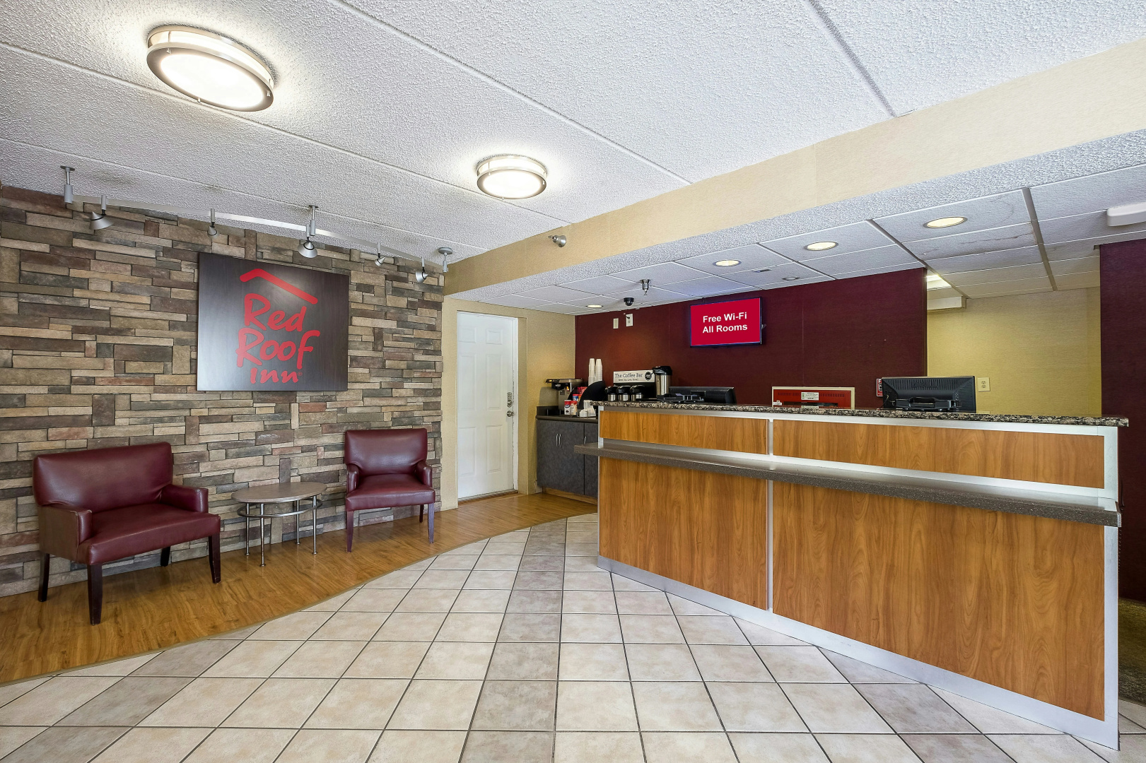 Photo - Red Roof Inn Tampa - Brandon