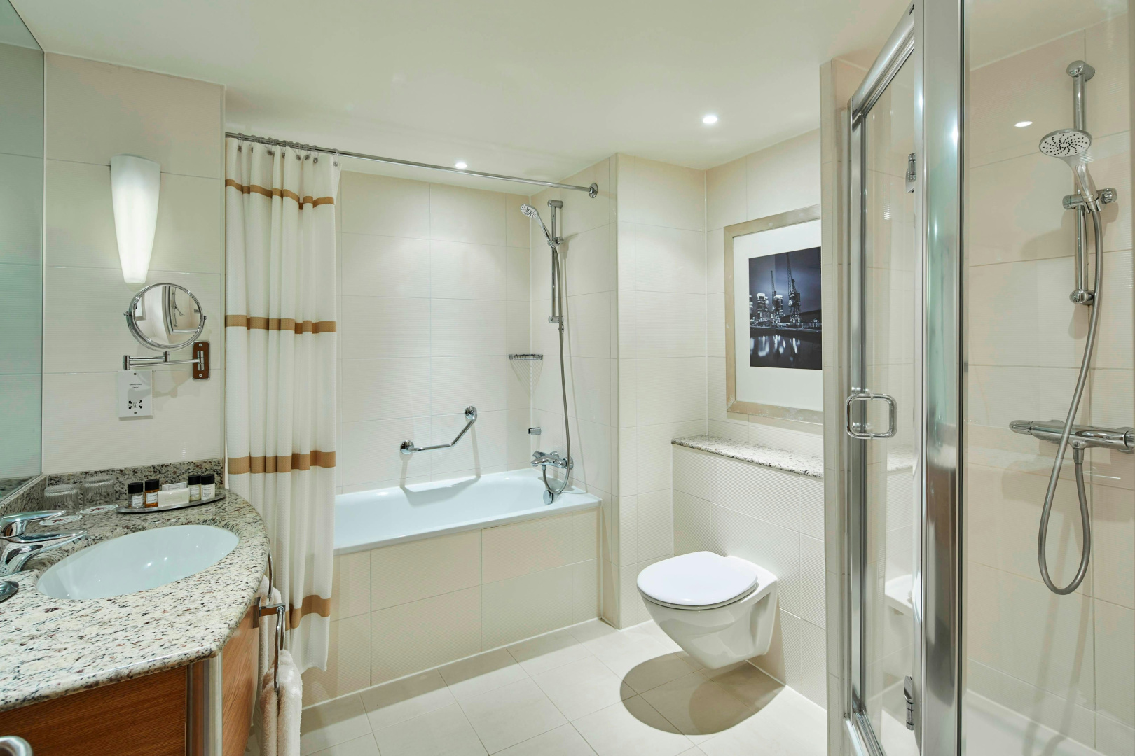 Photo - London Marriott Hotel Canary Wharf